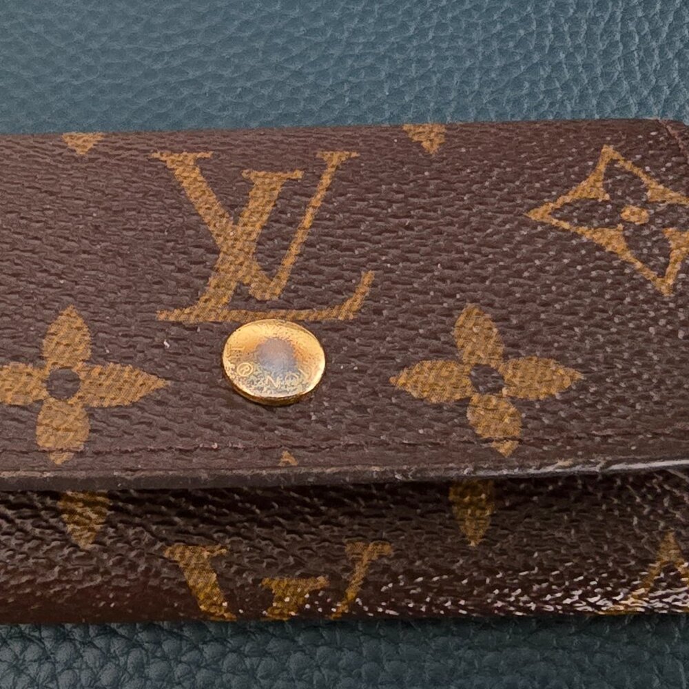 Louis Vuitton Key Holder